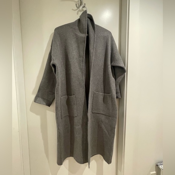 Mango Jackets & Blazers - Oversized knitted coat with pockets, almost new, size XS